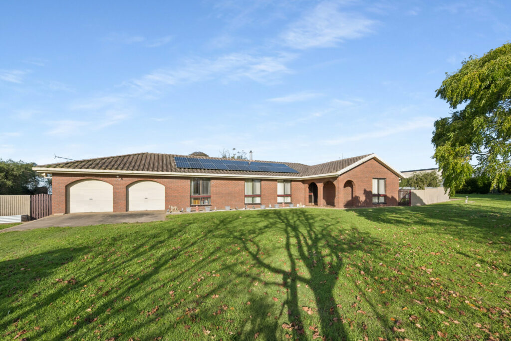 Macey’s Purchaser property
